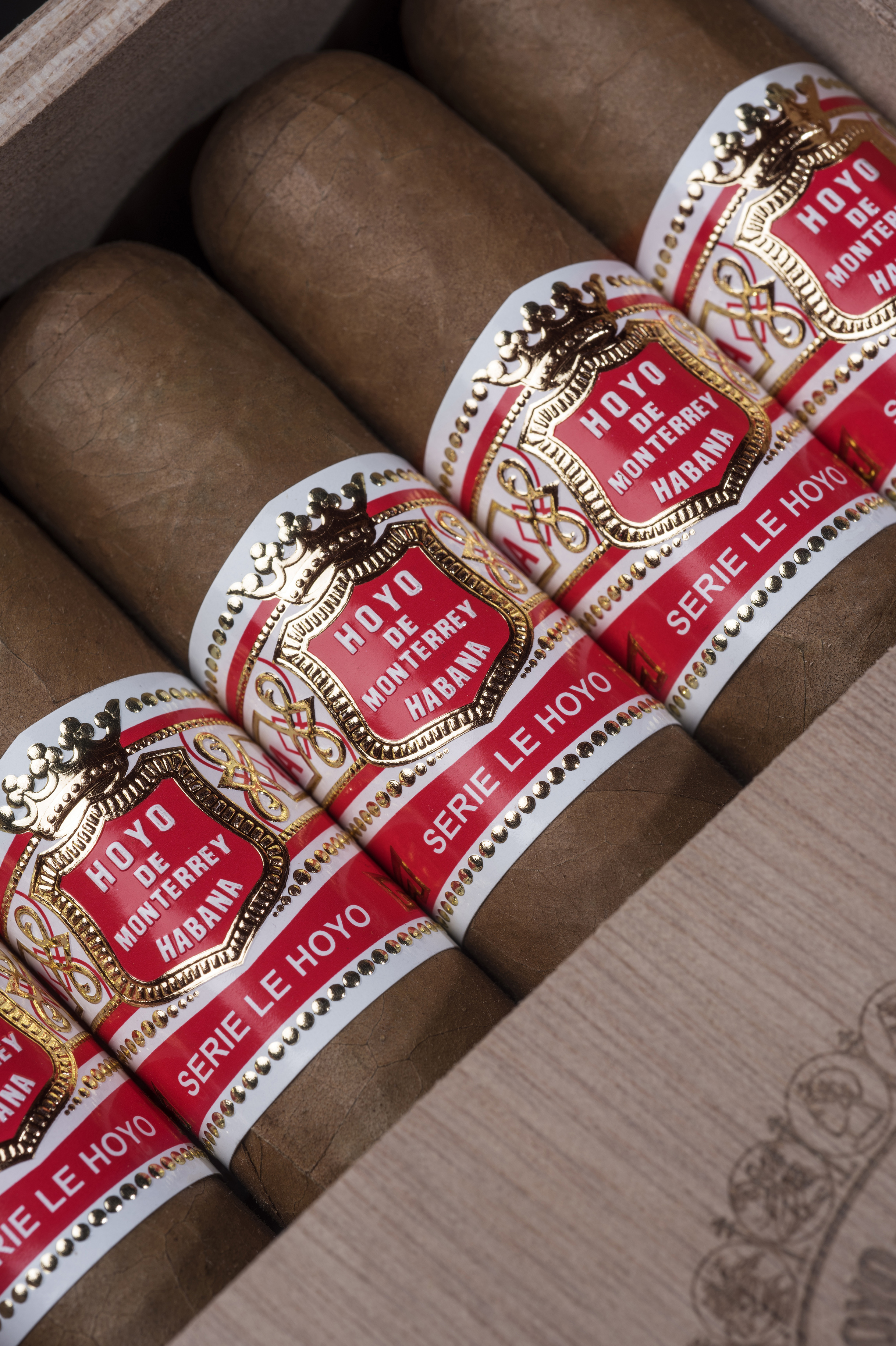 Hoyo De Monterrey Hoyo De Rio Seco available as a box of 25 